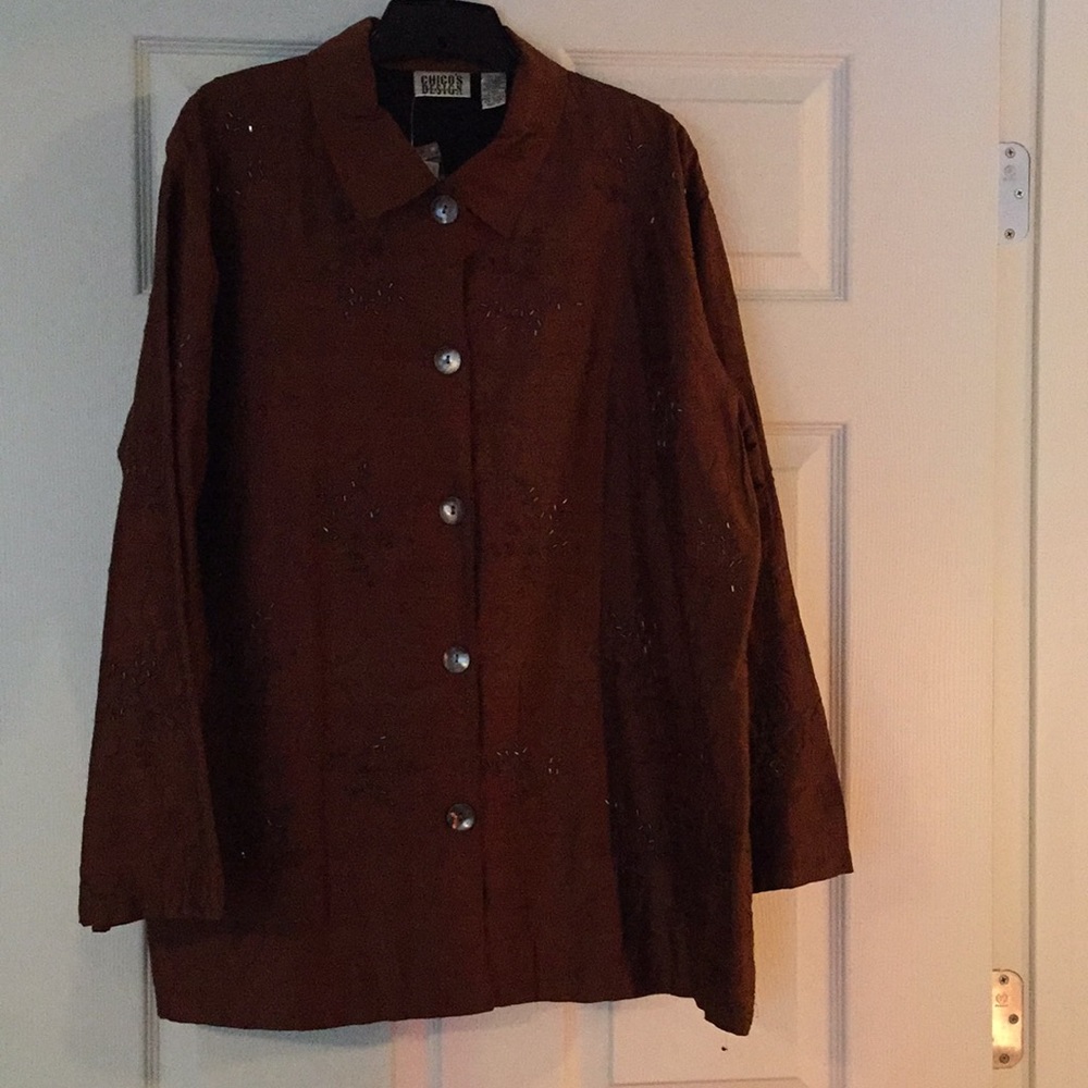 NWT Chico’s top